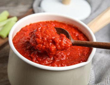 Prepariamo la salsa schezwan fatta in casa